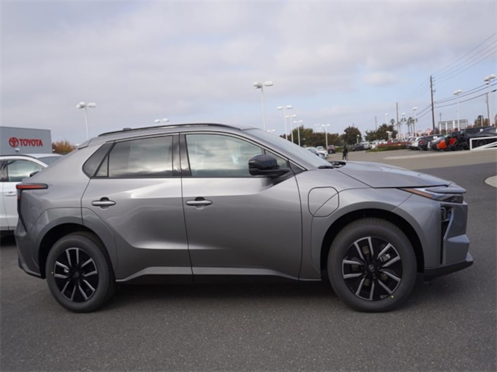 New 2026 Toyota BZ XLE XLE FWD