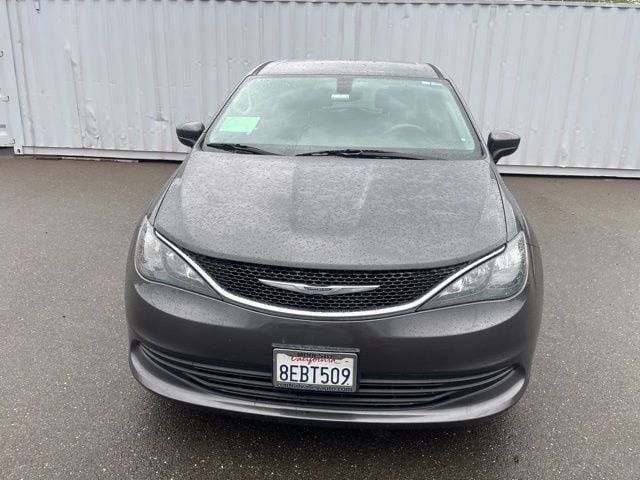 Used 2017 Chrysler Pacifica Touring with VIN 2C4RC1DG8HR833204 for sale in Modesto, CA