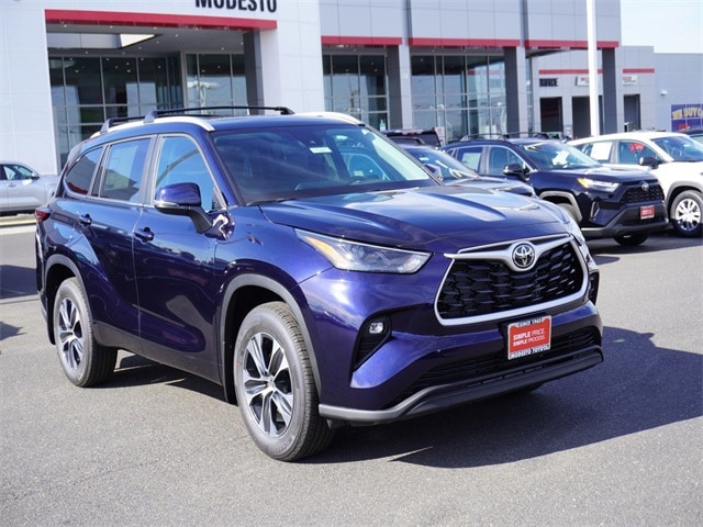 2026 Toyota Highlander XLE AWD 