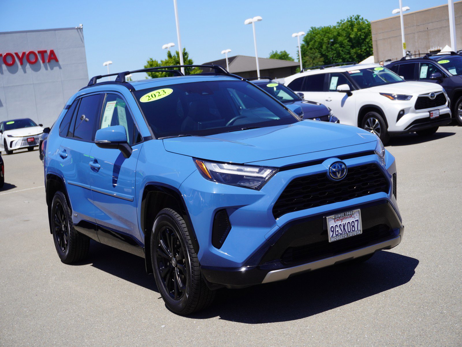 2023 Toyota RAV4 Hybrid SUV 