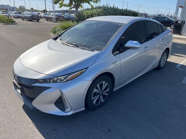 2019 Toyota Prius Prime Premium's photo