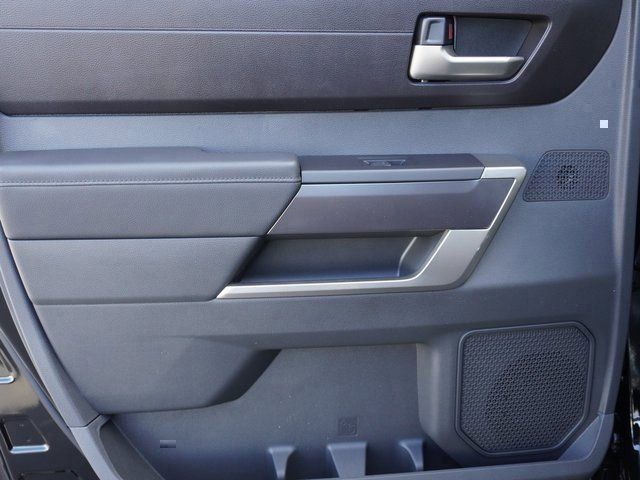 2025 Toyota Tundra SR5 - Photo 13