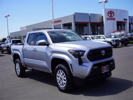 2025 Toyota Tacoma SR5 4X4 DOUBLE CAB