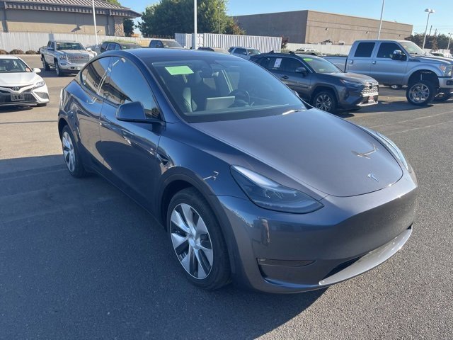 2023 Tesla Model Y Long Range photo 3