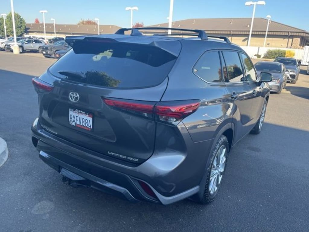 Certified 2021 Toyota Highlander Limited SUV