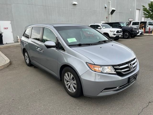 2016 Honda Odyssey EX's photo