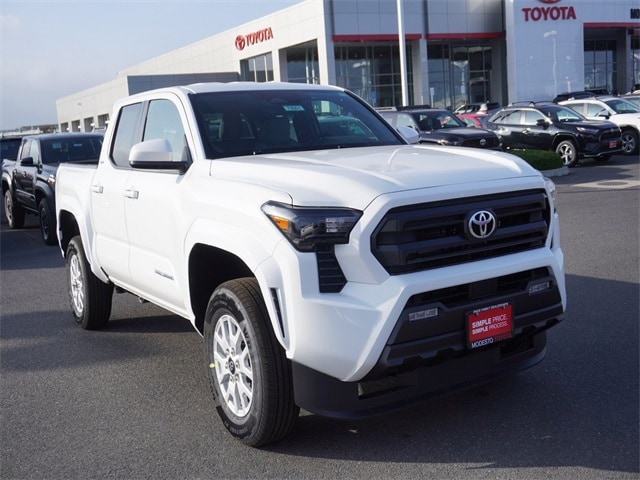 2026 Toyota Tacoma SR5's photo