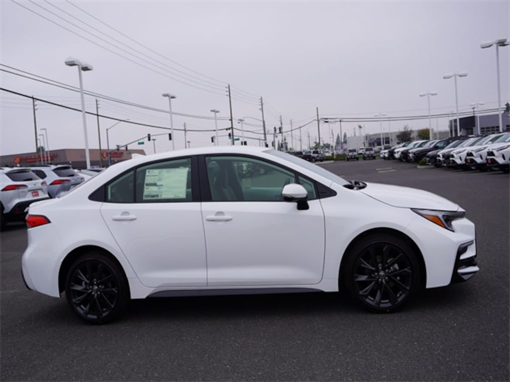 New 2026 Toyota Corolla Hybrid SE SE SEDAN