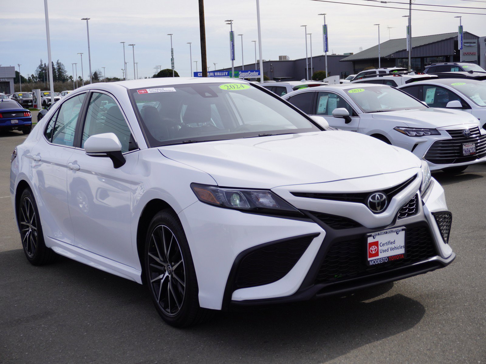 2024 Toyota Camry Sedan 