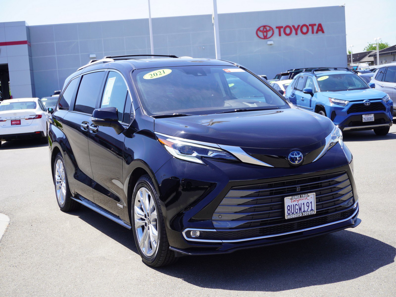 2021 Toyota Sienna Van 