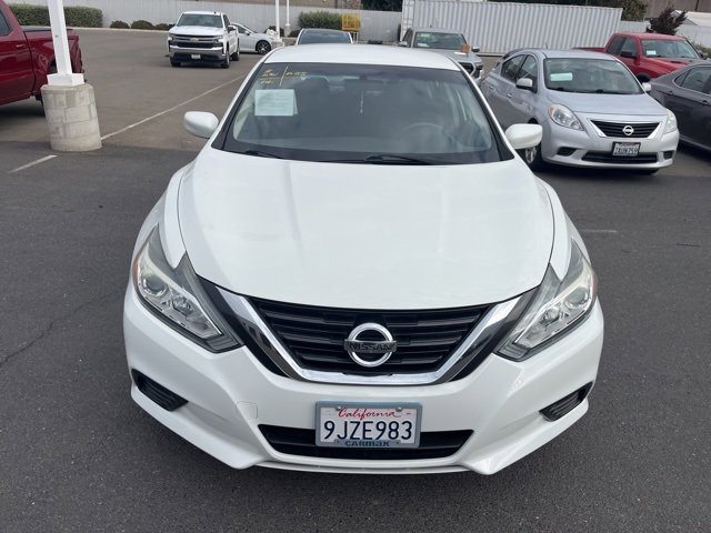 2017 Nissan Altima 2.5 photo 2