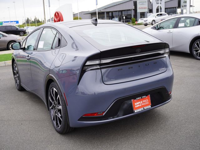 2026 Toyota Prius Plug-in Hybrid XSE Premium - Photo 8