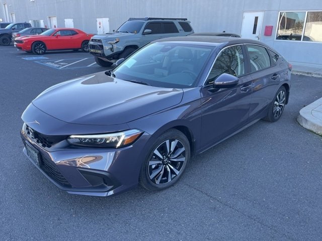 2024 Honda Civic Hatchback EX-L's photo