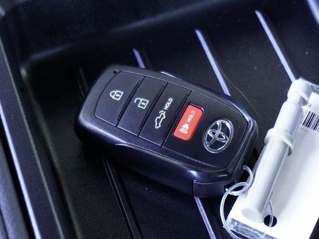 2025 Toyota Tundra SR5 - Photo 18