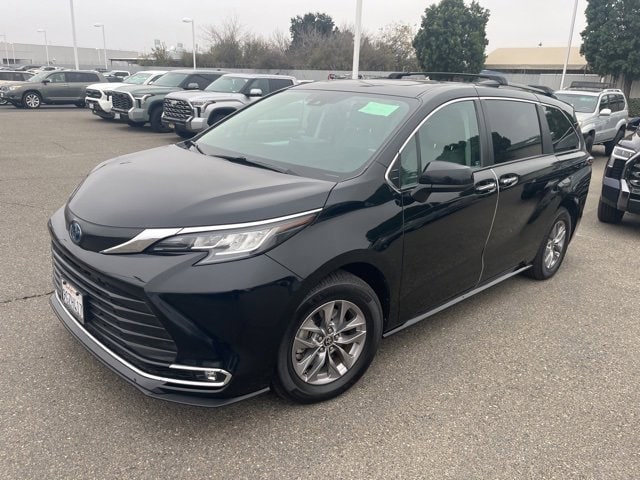 2022 Toyota Sienna XLE