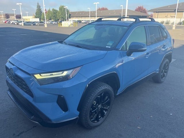 2022 Toyota RAV4 SE