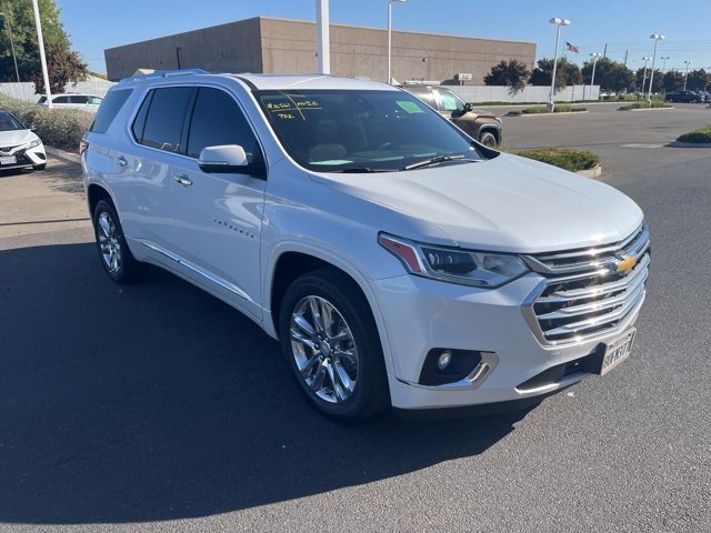2021 Chevrolet Traverse High Country photo 2