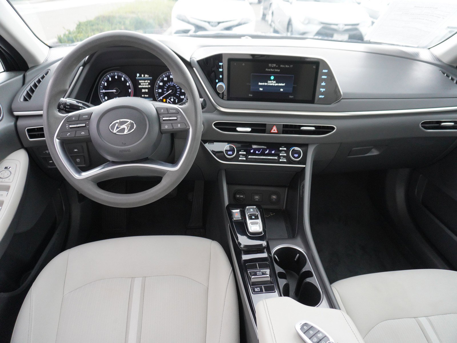 2023 Hyundai Sonata SEL photo 2