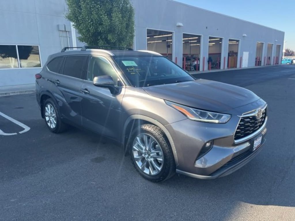 Certified 2021 Toyota Highlander Limited SUV