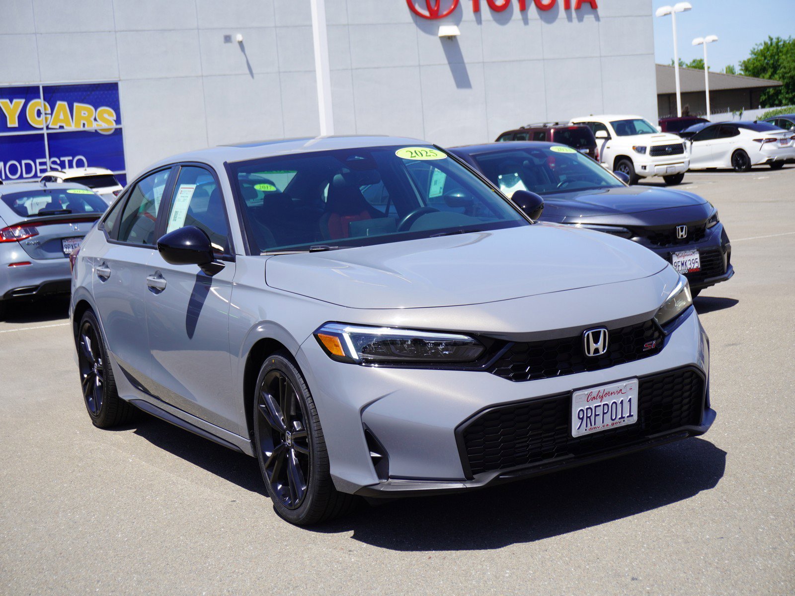2025 Honda Civic Si with Summer Tires's photo