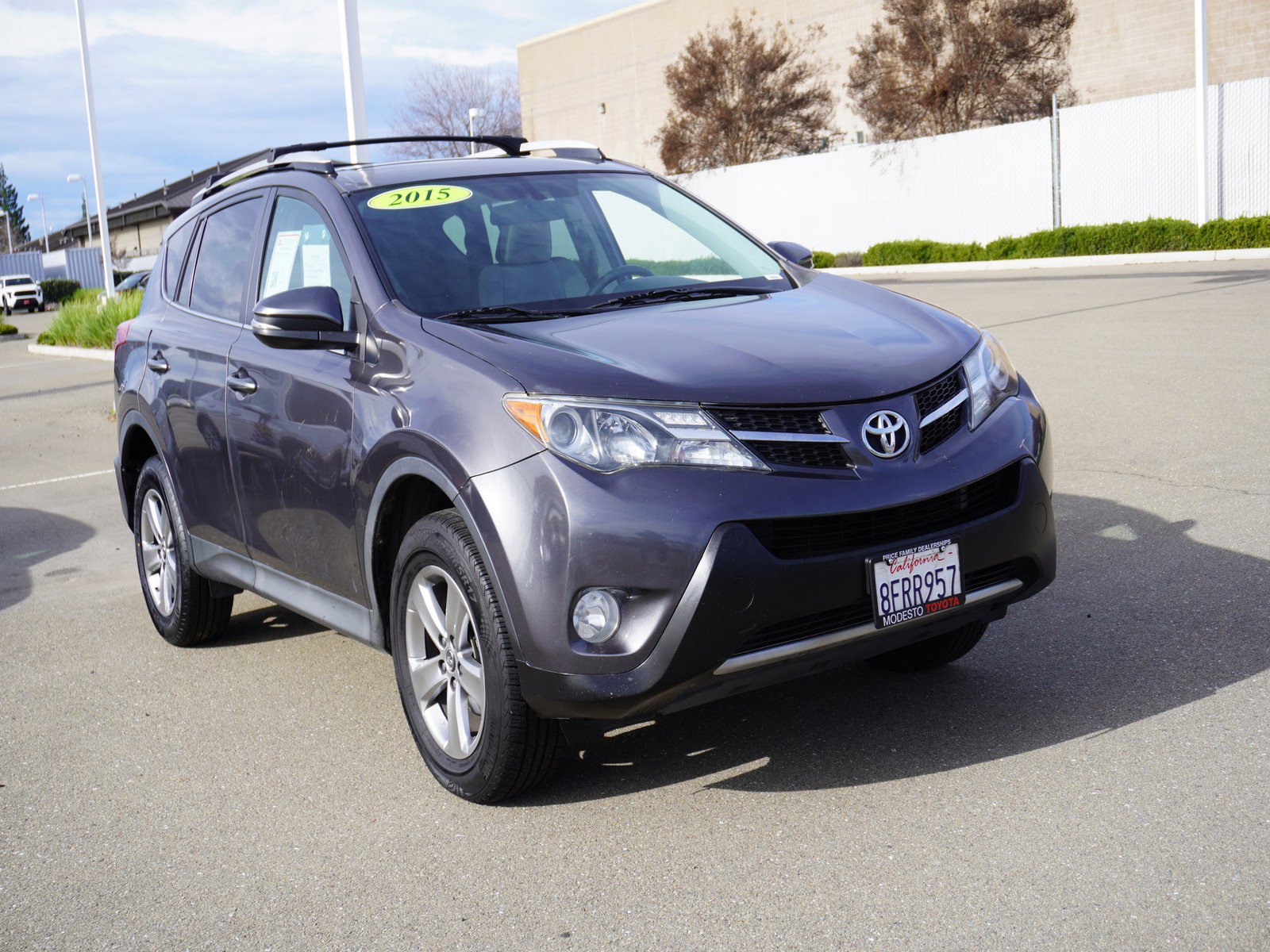 2015 Toyota RAV4 XLE's photo