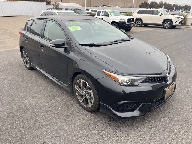 2017 Toyota Corolla iM Base photo 2