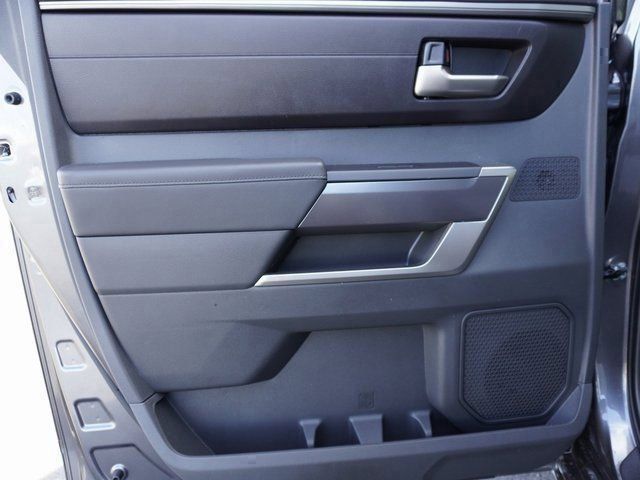 2025 Toyota Tundra SR5 - Photo 13