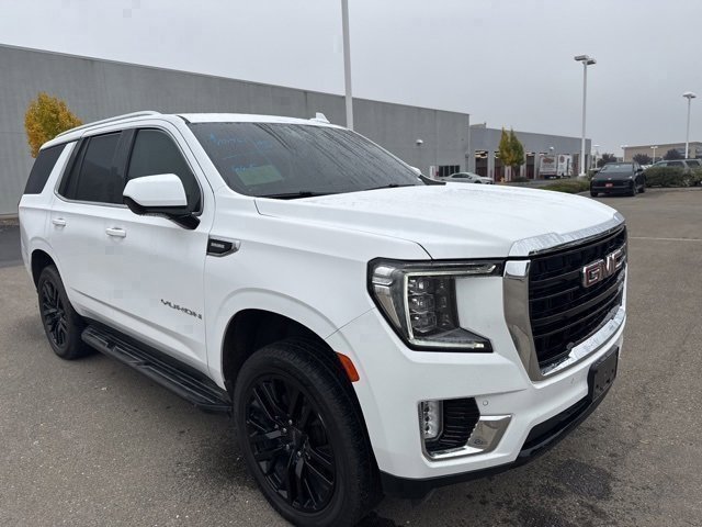 2022 Gmc Yukon SLE photo 4