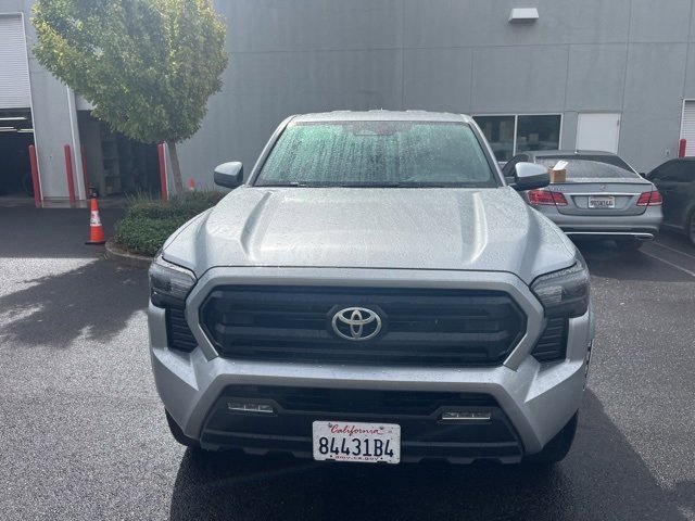 2024 Toyota Tacoma Double Cab photo 2