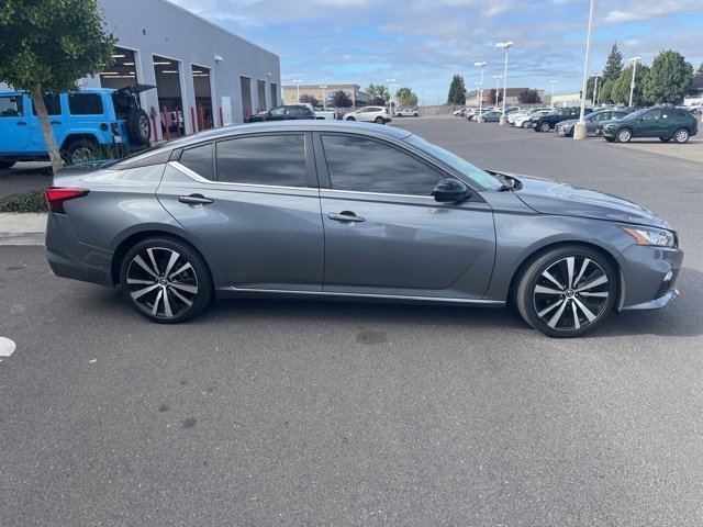 2022 Nissan Altima 2.5 SR photo 4