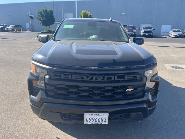 2022 Chevrolet Silverado 1500 Custom photo 2