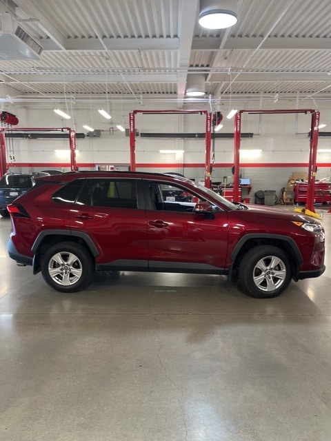 Used 2020 Toyota RAV4 XLE with VIN 2T3P1RFV5LW135350 for sale in Modesto, CA