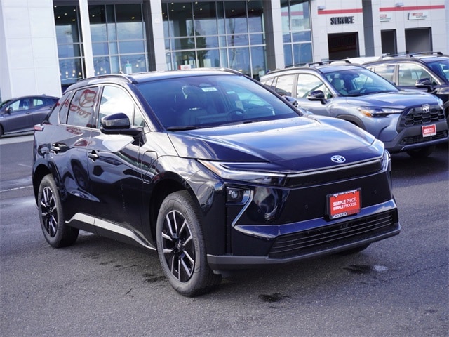 2026 Toyota bZ XLE's photo