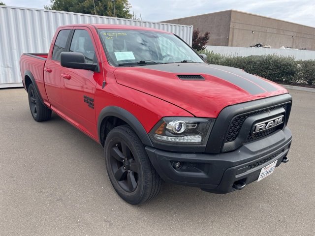 2019 Ram 1500 Classic SLT photo 3