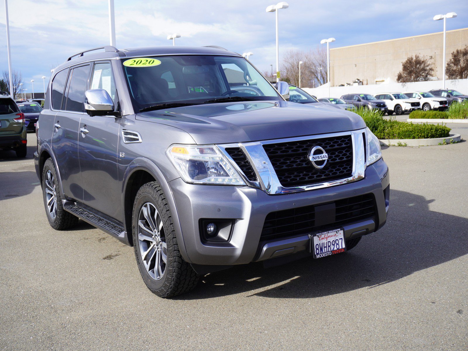 2020 Nissan Armada SL's photo
