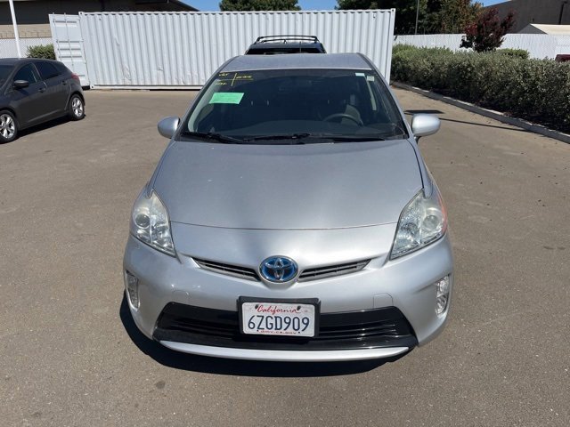 2013 Toyota Prius photo 2