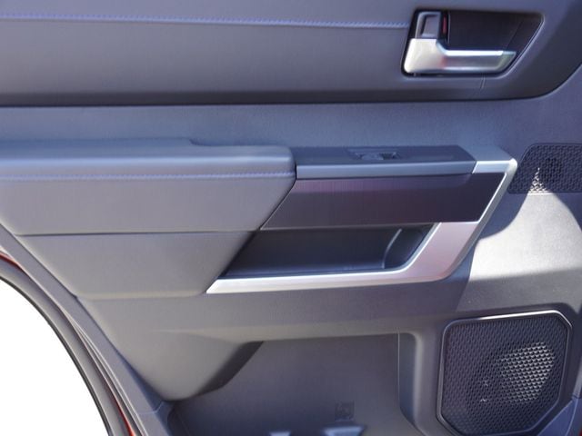 2025 Toyota Sequoia Platinum - Photo 16