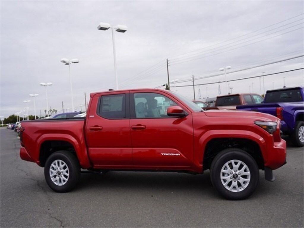 New 2025 Toyota Tacoma SR5 4X4 DOUBLE CAB