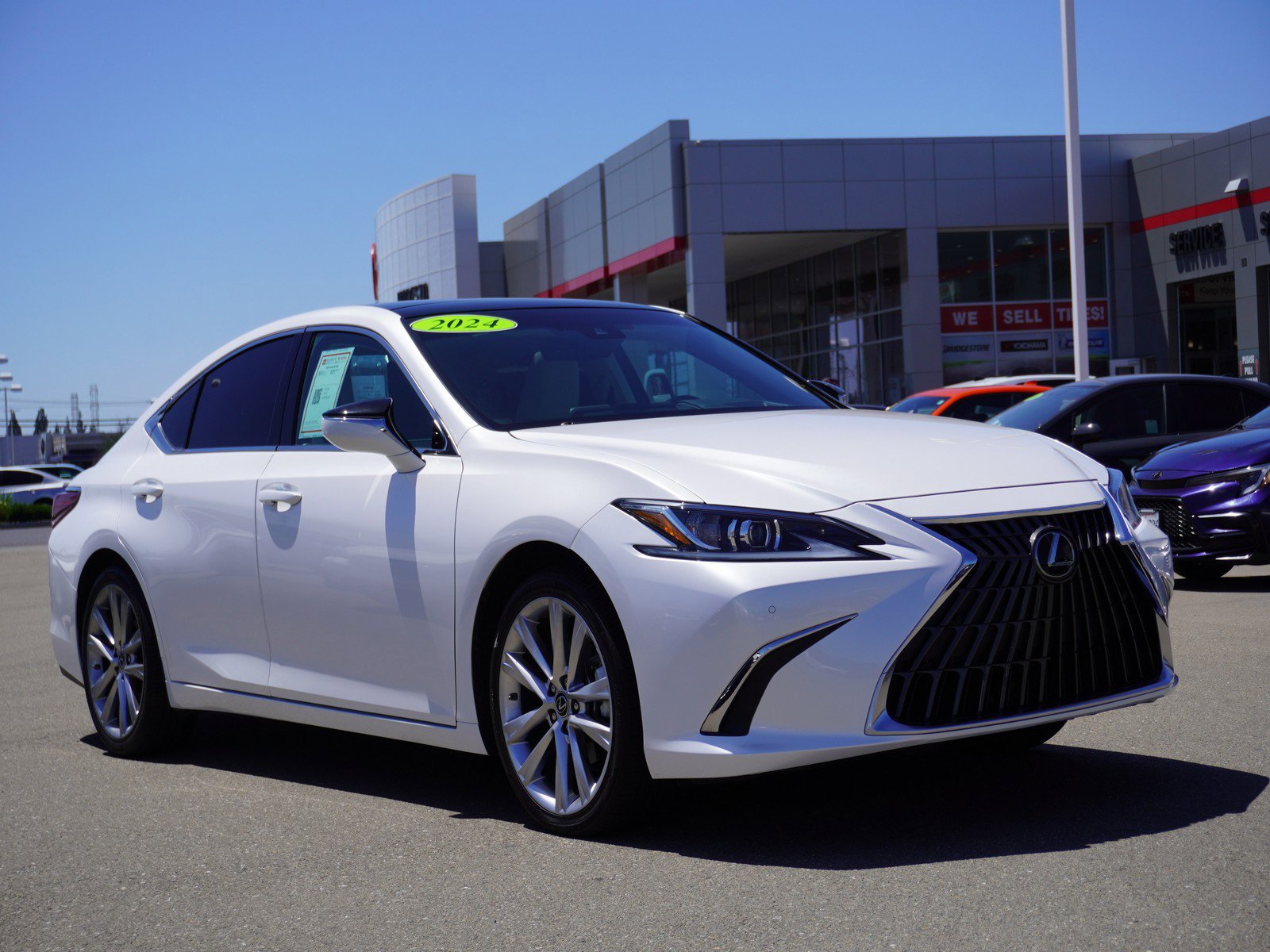 2024 Lexus ES 350 350's photo