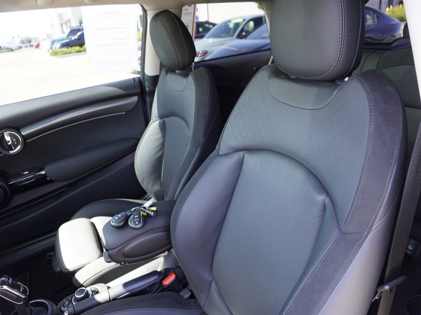 Used 2024 MINI Hardtop 2 Door S with VIN WMW53DH01R2V08324 for sale in Modesto, CA