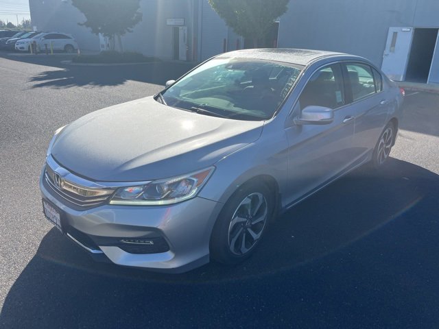 2017 Honda Accord EX photo 4