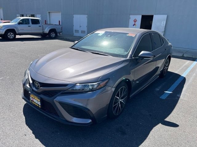 2023 Toyota Camry Sedan 