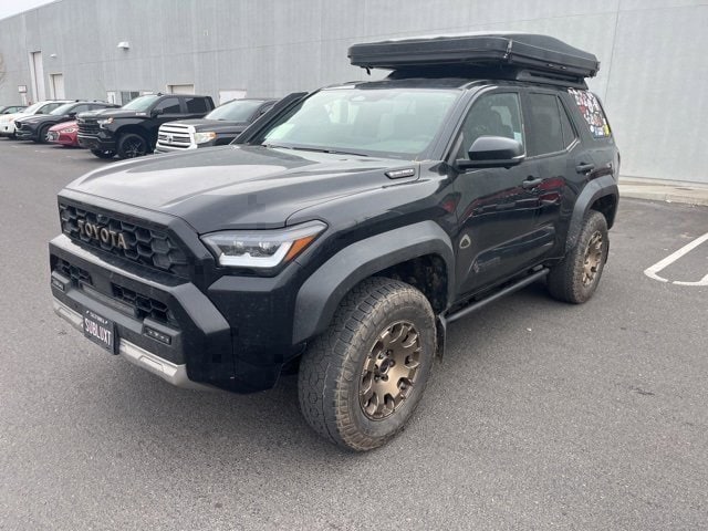 2025 Toyota 4Runner Trailhunter's photo