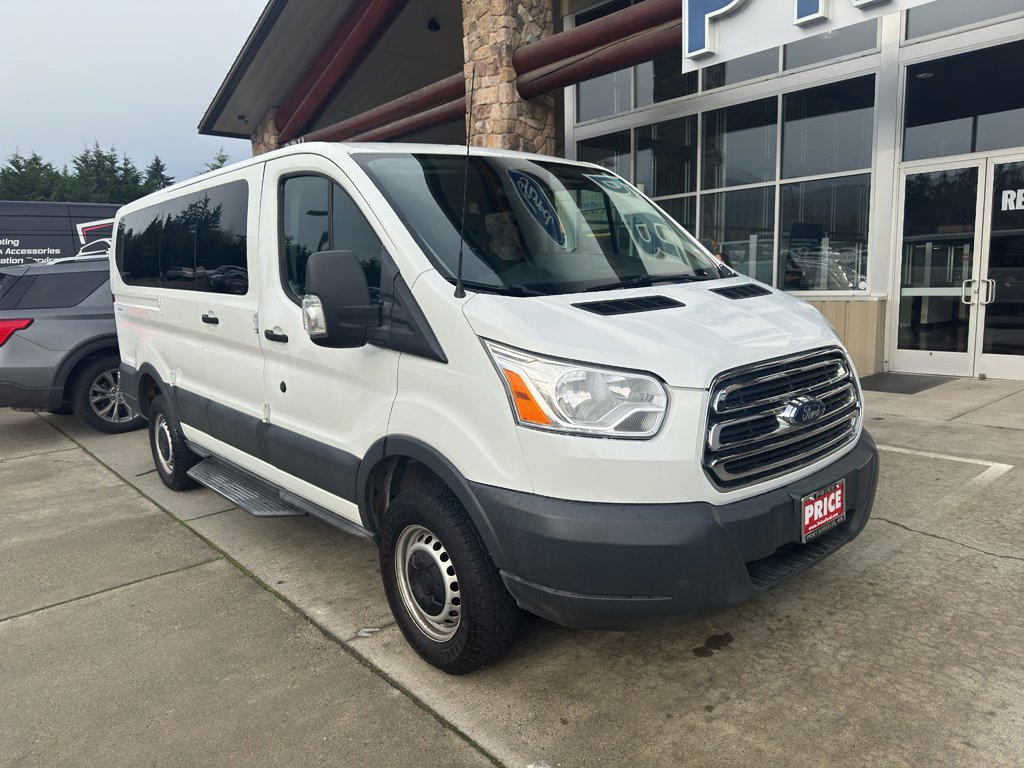 2017 Ford Transit Wagon