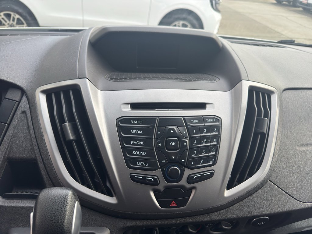 2017 Ford Transit Wagon XLT - Photo 24