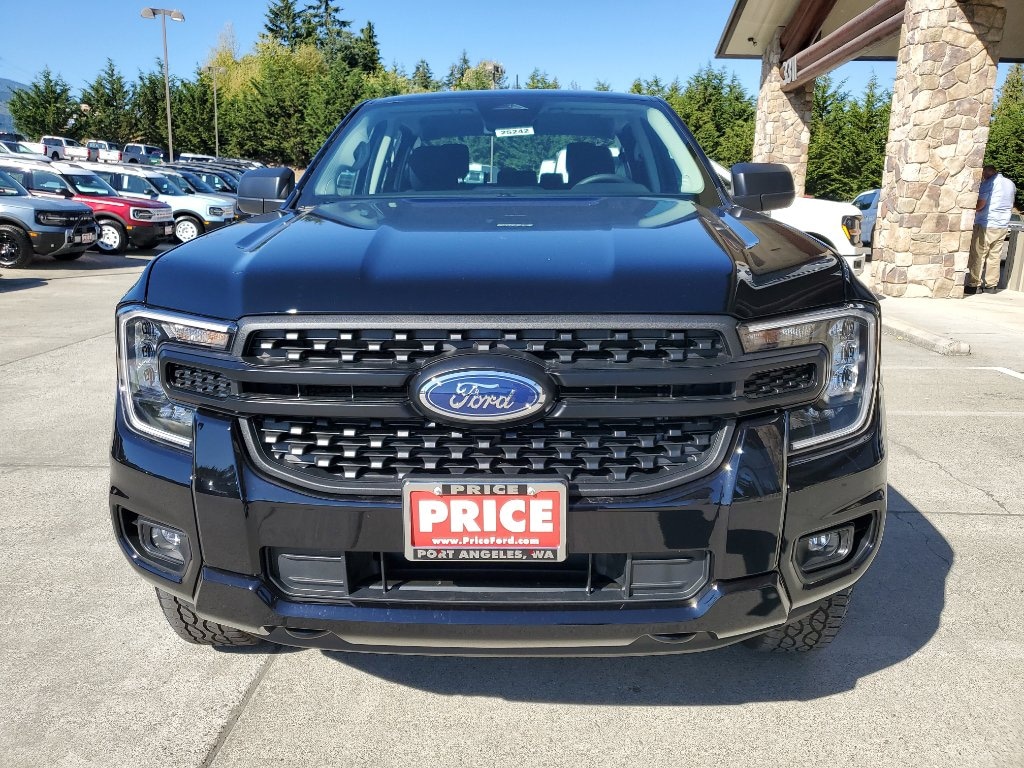 New 2025 Ford Ranger XL XL 4WD SuperCrew 5 Box