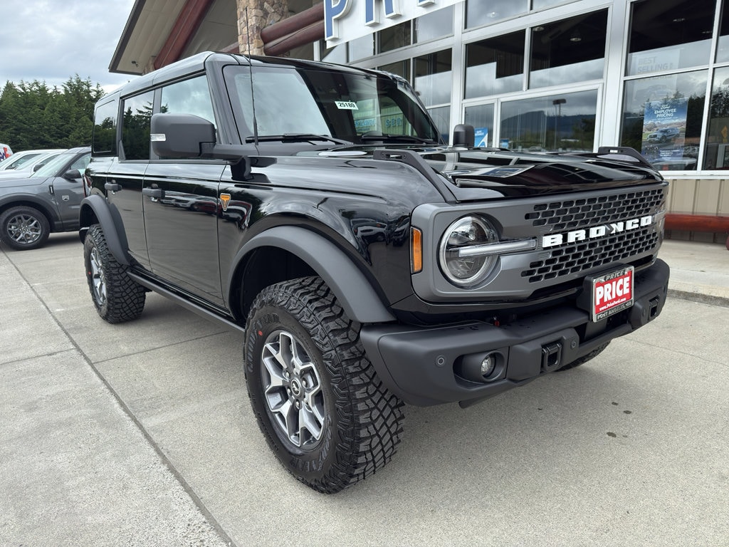 2025 Ford Bronco SUV 