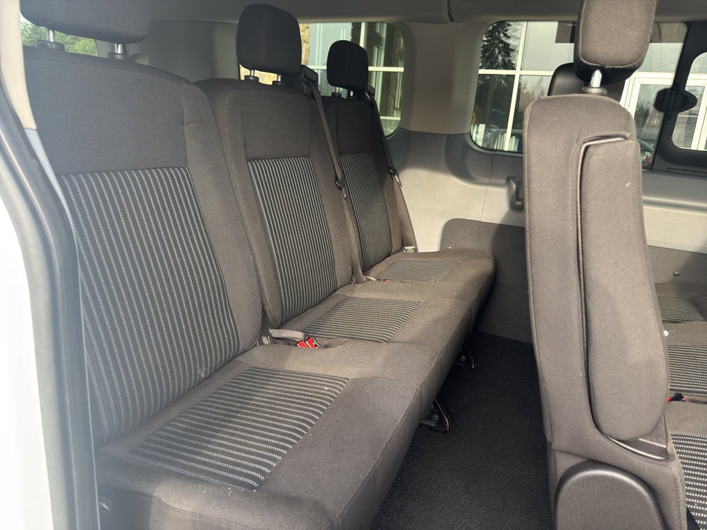 2017 Ford Transit Wagon XLT - Photo 35