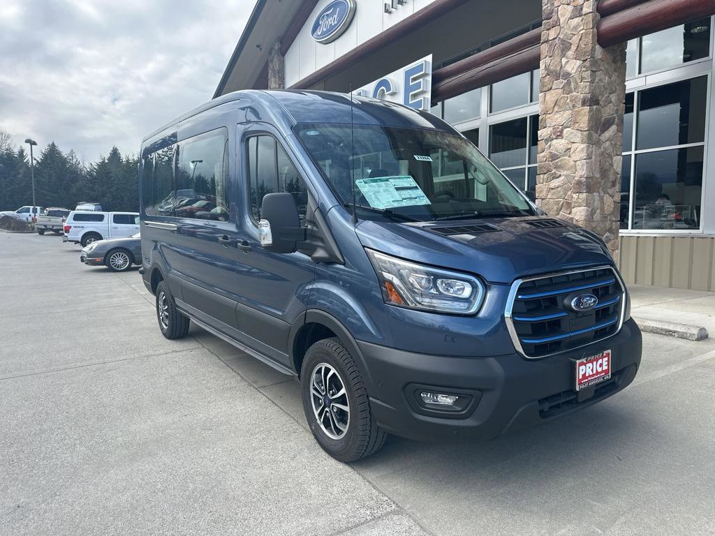 2023 Ford E-Transit Cargo Van Base's photo