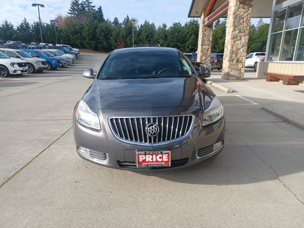 2011 Buick Regal CXL photo 2